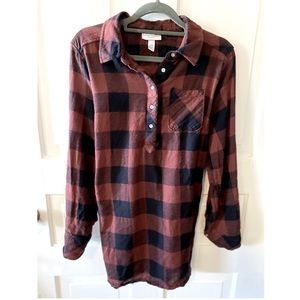 Liz Lange Maternity Red & Black Plaid Button down. M. UGC.